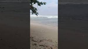 Sebagian besar wilayah kabupaten ini adalah pegunungan, kecuali di sebagian pantai selatan berupa dataran rendah yang sempit. Pantai Manalusu Garut Manalusu Beach Garut Jawabarat Youtube