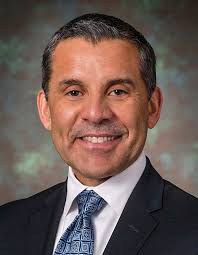 Jose Castellon's Instagram, Twitter & Facebook