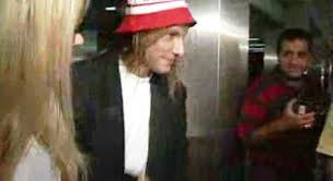 Paulo césar batista dos santos (born 24 march 1968 in), known just as paulão, is a former brazilian footballer who played as a centre back. Caniggia E Paulao No Benfica Rtp Arquivos
