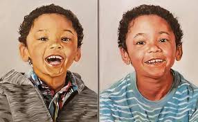 Artist creates little worlds in a jar series