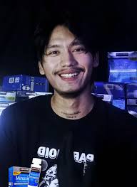 Gugu Rodas 78 Oficial