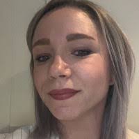 Veronica Earle's Instagram, Twitter & Facebook