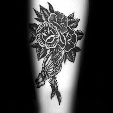 50 Traditional Flower Tattoo Designs For Men Old School Floral Traditional Tattoo Flowers Flower Bouquet Tattoo Flower Tattoo Arm
