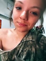 rose erwin (@lizzie_erwin)