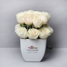 Sharing your gorgeous flower images follow #abouquetofflowers for beautiful flowerinspo for collaborations. Luxury Flower Arrangements Deliver Luxury Flowers Online Send Luxury Flowers Myflowertree