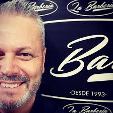 Las películas nos tienen engañados! Pero el récord de impacto de ave sí es  real 😂. "COMANDANTE DE AVIÓN: Nadie Te Contó Esto Sobre Volar"