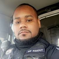 Deandre Tucker's Instagram, Twitter & Facebook