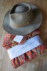 Ilovelamp The Gray Girls Vintage Dress And Akubra Hat Grayandgirls Australische Australien