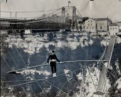 نتیجه جستجوی لغت [tightrope] در گوگل