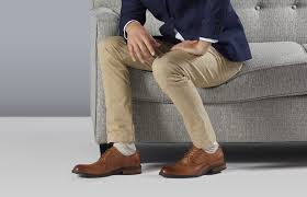 Our men's derby shoes feature elegant styles in premium leather that look just as good at the office as on an evening jaunt. Ultimate Shoe Guide Types Of Dress Shoes For Men Vionic