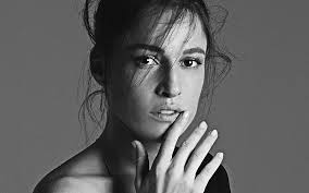 Carminho, hoot, monochrome, Portuguese singer, portrait, face, black dress,  Maria do Carmo Carvalho Rebelo de Andrade, HD wallpaper