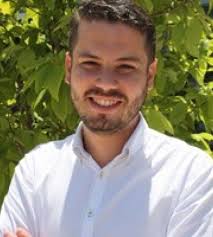 Oswaldo Hernandez's Instagram, Twitter & Facebook