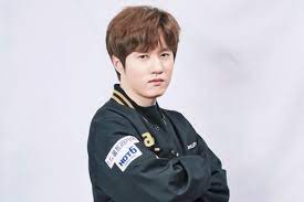 당시 이영호,염보성,김택용,김정우 환상의 멤버로 이루어진 neox상대로 무난한 패배가 예상됬으나 에이스 결정전까지 간 끝에 ê¹€íƒìš© ë‚˜ë¬´ìœ„í‚¤
