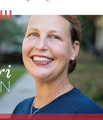 Lori Lemons's Instagram, Twitter & Facebook