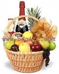 05 Fruits And Gourmet Basket Fruit Basket Gift Fruit Gifts Diy Wine Gift Baskets