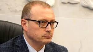 Versace: "Lamberti non sa di che parla, le sue accuse mosse da velleità  personali e politiche"