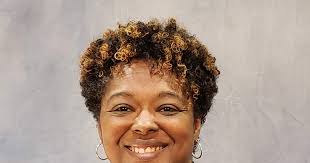 Sonya Marsh's Instagram, Twitter & Facebook