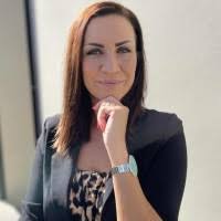 70+ perfiles de «Ing. Jana»