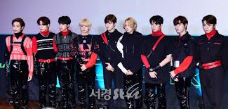 보이그룹 고스트나인(황동준, 손준형, 이신, 최준성, 이강성, 프린스, 이우진, 이태승, 이진우)이 첫사랑의 설렘 가득한 감정을 소환했다. ê³ ìŠ¤íŠ¸ë‚˜ì¸ ë©‹ì§ í­ë°œ