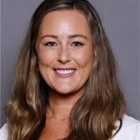 Sara Allard's Instagram, Twitter & Facebook