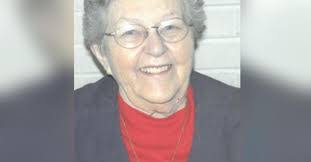 Roslyn Martin's Instagram, Twitter & Facebook