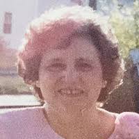 Beverly Freitas's Instagram, Twitter & Facebook