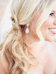 31 Side Swept Hairstyles That Will Bring All The Romance Short Wedding Hair Side Ponytail Hairstyles Long Hair Wedding Styles