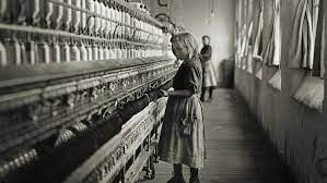 The photographer alfred eisenstaedt took many photos of famous people over the course of his career, but it's his photo of two unknowns—a u.s. 20 Of The Most Famous Photographs In History Learn The Backstory