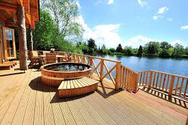 Luxury hot tub cabins and wide range of activities for families, groups and couples. GrÄƒdinÄƒ ZoologicÄƒ Legat CearÄƒ Cabin Holidays Cemac Qualite Org