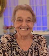 Elaine Benoit Obituary