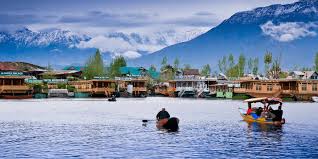 Pocket Kashmir Group Tour Package From Jammu/Katra | Budget Kashmir Trip