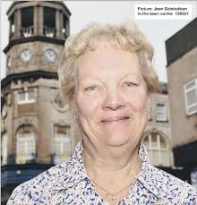 Jean Sidebottom's Instagram, Twitter & Facebook