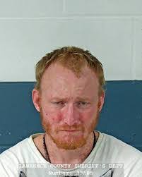 Jeremy Vestal's Instagram, Twitter & Facebook