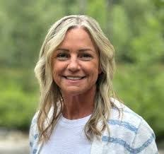 Carol Loeb's Instagram, Twitter & Facebook