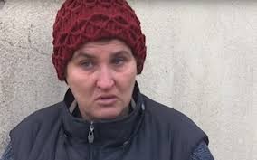 Citeste ultimele stiri despre tanara ucisa la metrou pe stirileprotv.ro. Imagini Incredibile Din Satul Natal Al Fetei Ucise La Metrou Casa In Care A Crescut Alina Ciucu Mai Are Un Pic Si Se Prabuseste Kfetele