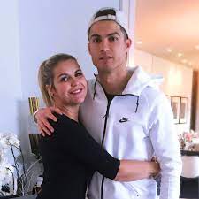 10 hours ago · veja o vídeo de katia aveiro na galeria. Cristiano Ronaldo S Sister Rushed To Hospital With Pneumonia Due To Covid Complications But Gives Positive Health Update