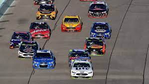 To do this, you need to write in the search box (for example, google) how many laps in nascar and add to it an additional word: Nascar Stage Lengths For Every 2018 Cup Series Race