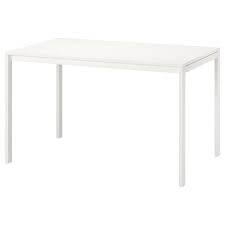 Car les végétaux purifient l'air et améliorent l'ambiance. Melltorp Table White Ikea