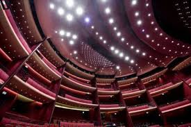 Teatrul național iași a făcut până acum toate demersurile pentru a proteja spectatorii și angajații de răspândirea noului coronavirus; Sala Mare A Teatrului NaÈ›ional BucureÈ™ti InauguratÄƒ SambÄƒtÄƒ