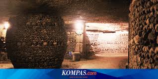 The document has been permanently moved to here. Seram Wisata Tengkorak Bawah Tanah Di Paris Halaman All Kompas Com