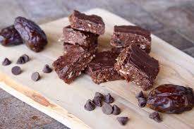 No Bake Chocolate Coconut Date Bars Good Thyme Kitchen