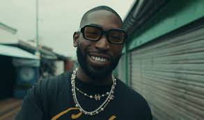 Tinie connects with Maia Wright for “Love Me Like This”