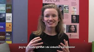 Og det betyder, at mødre og døtre kan have unger samtidig i samme flok. Modre Dotre Sostre Af Emma Bess Youtube