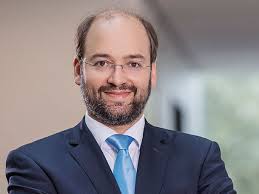 Professor Michael Stich