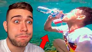 Todos los Bloques dan ARMAS REALES ALEATORIAS en Minecraft!