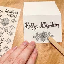 Place cards should include the first and last name of the guest, or simply say guest if the name is unknown. Quick Easy Diy Table Place Cards Kelly Creates