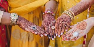 It could be a wedding, a baby shower, baby's birth or a festival. Know These Benefits Of Applying Mehendi On Hands And Feet Before Marriage