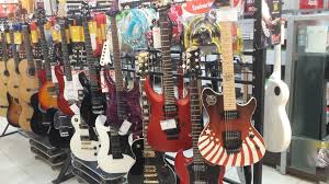 Perbedan Dan Pengertian Tentang Gitar Asli Original Custom Kastem Replika Tiruan Dan Palsu Fake Epiphone Gretsch Les Paul