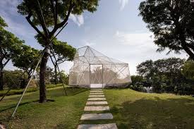 Airlab Has Completed An Angular Mesh Covered Pavilion At Singapore S Gardens By The Bay W In 2020 Pavilion Architecture Great Buildings And Structures Glass Pavilion