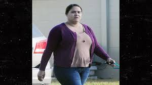 She is currently said to be in a relationship with robert blackmon who is a local politician in florida, a real estate investor, and a colleague of her brother justin simpson. Sydney Brooke Simpson Net Worth Know About Her Boyfriend And Age
